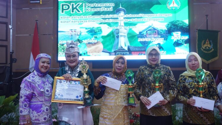 Foto Pulau Labengki Juara Satu Lomba Fotograpi Alam IAD Kejati Sultra