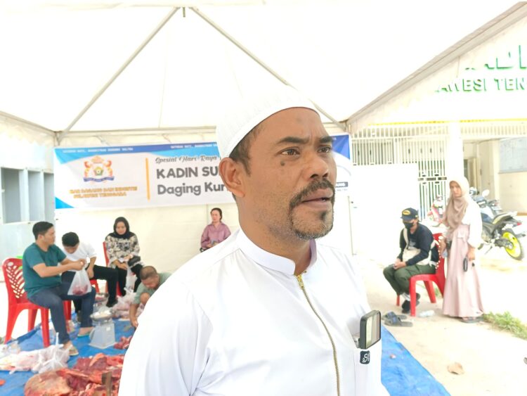 Kadin Sultra Kurban Tiga Ekor Sapi