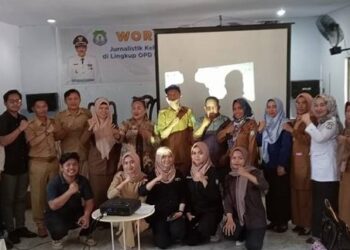 Workshop Jurnalistik Bagi ASN Bombana Ditutup Sekretaris Dinas Kominfo
