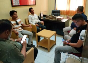Gebrak Kepton Minta Penambang Ilegal Penyuplai Material ke PT Nindya Karya Dihentikan 