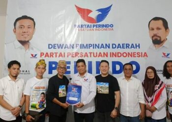Maju Bacalon Walikota Kendari, Mantan Aktivis Pers Ambilkan Formulir Asmawa Tosepu di Perindo