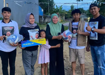 Kerabat Yudi Berikan Bantuan Alat Olahraga di Puwatu