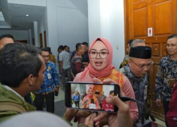Wali Kota Kendari Siska Karina Imran Sarankan Agar Pelayanan Bank Sultra Ditingkatkan
