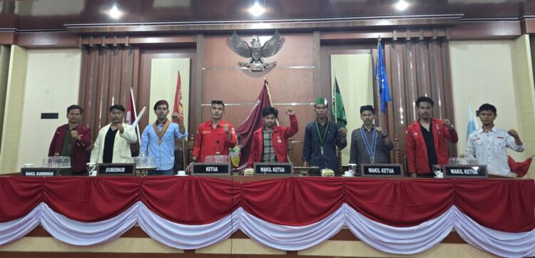 Gerakan Cipayung Kendari Demo di DPRD Sultra Murni  Mengawal Aspirasi Rakyat